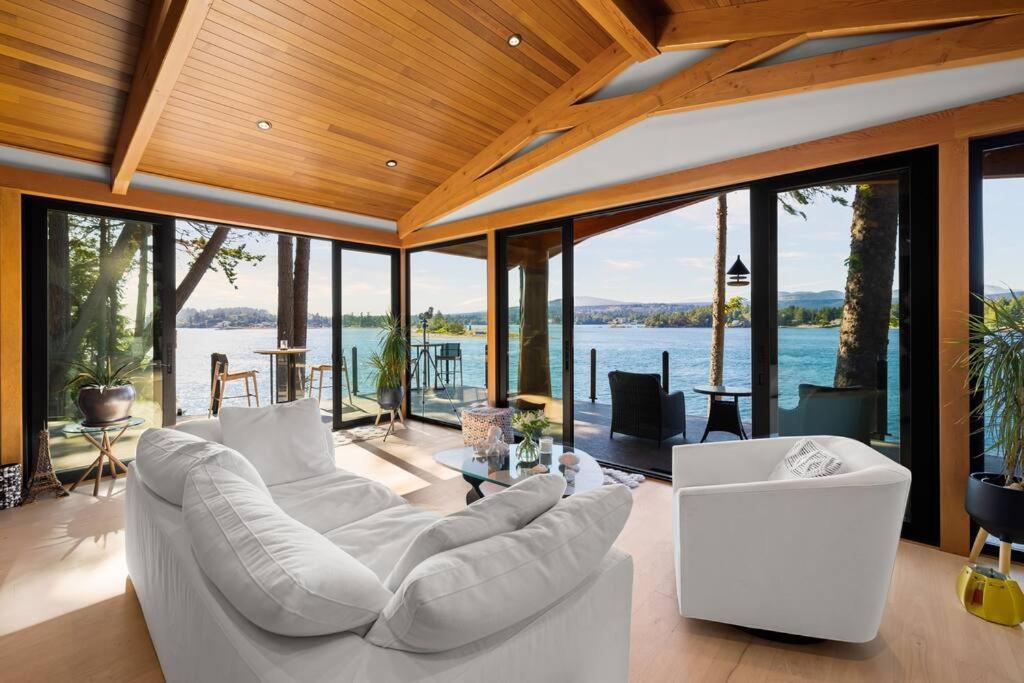 Willa Kingfisher Manor Sooke Zewnętrze zdjęcie