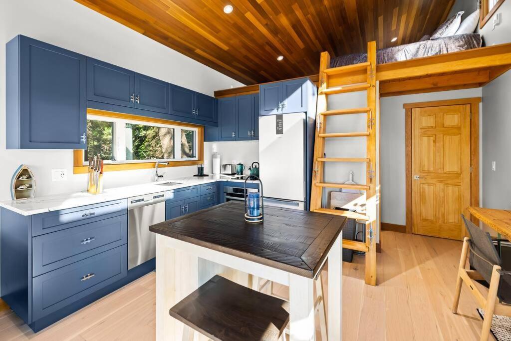 Willa Kingfisher Manor Sooke Zewnętrze zdjęcie