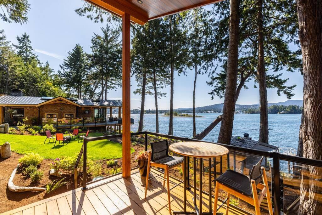 Willa Kingfisher Manor Sooke Zewnętrze zdjęcie