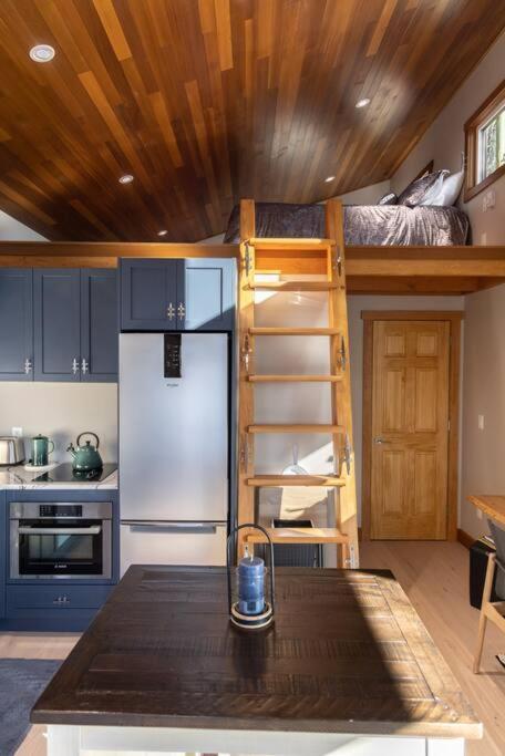 Willa Kingfisher Manor Sooke Zewnętrze zdjęcie