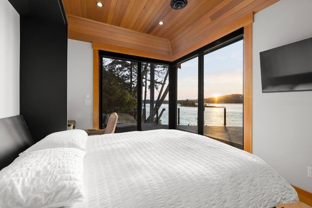 Willa Kingfisher Manor Sooke Zewnętrze zdjęcie