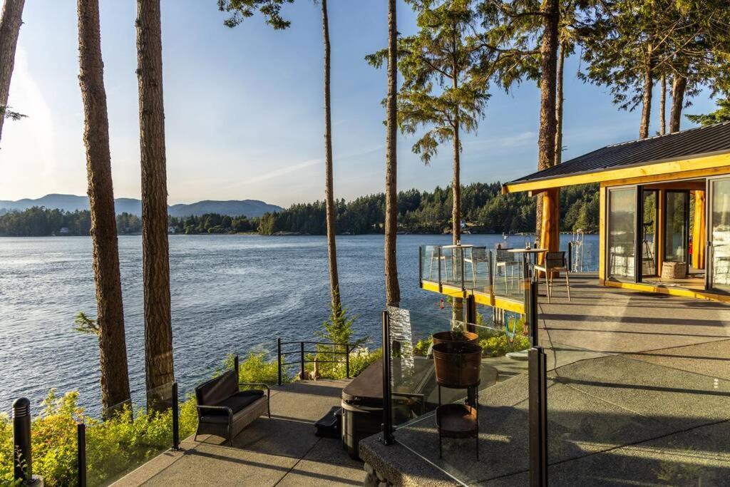 Willa Kingfisher Manor Sooke Zewnętrze zdjęcie