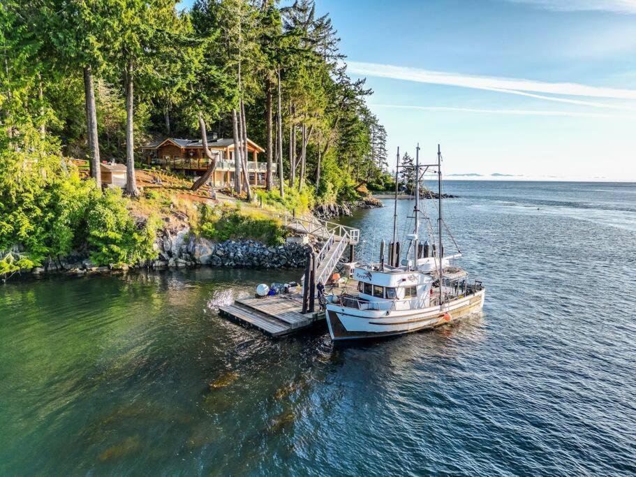 Willa Kingfisher Manor Sooke Zewnętrze zdjęcie