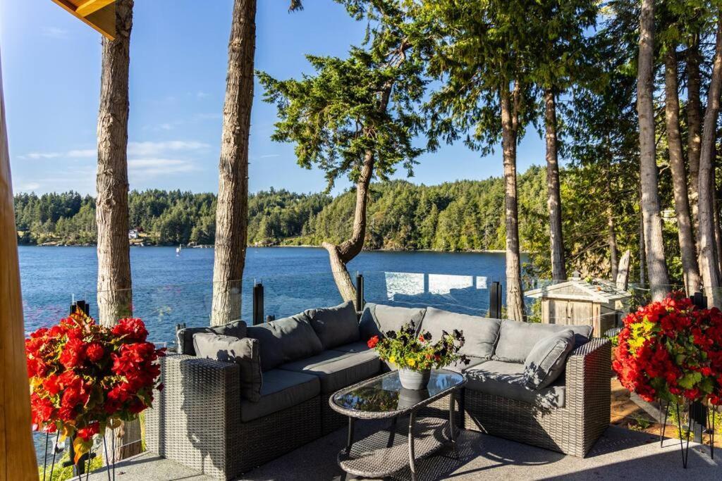 Willa Kingfisher Manor Sooke Zewnętrze zdjęcie